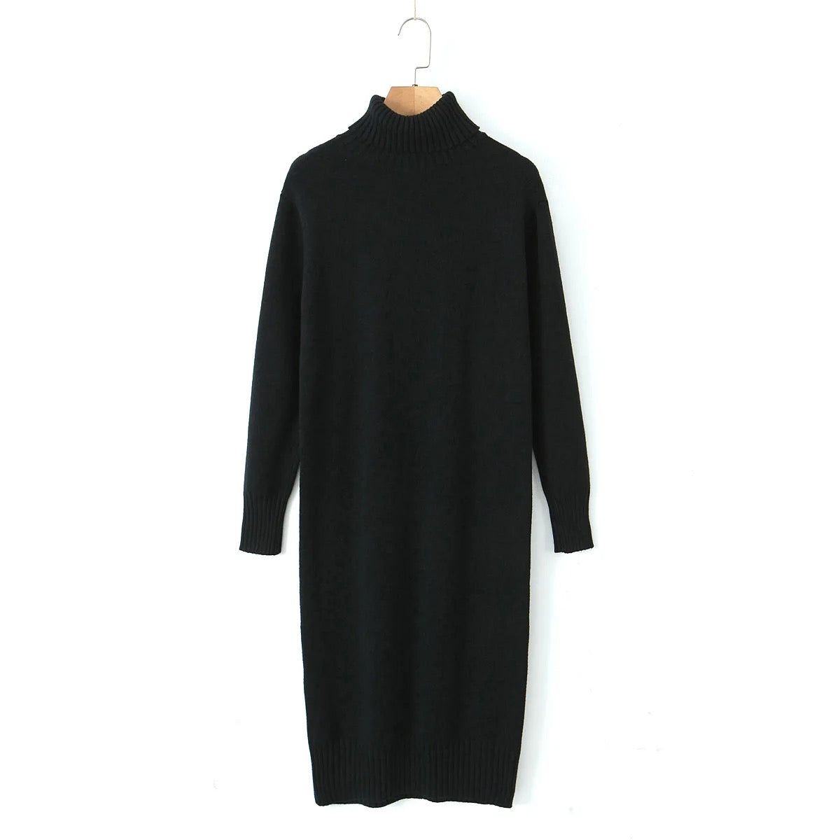 Robe pull à manches longues.