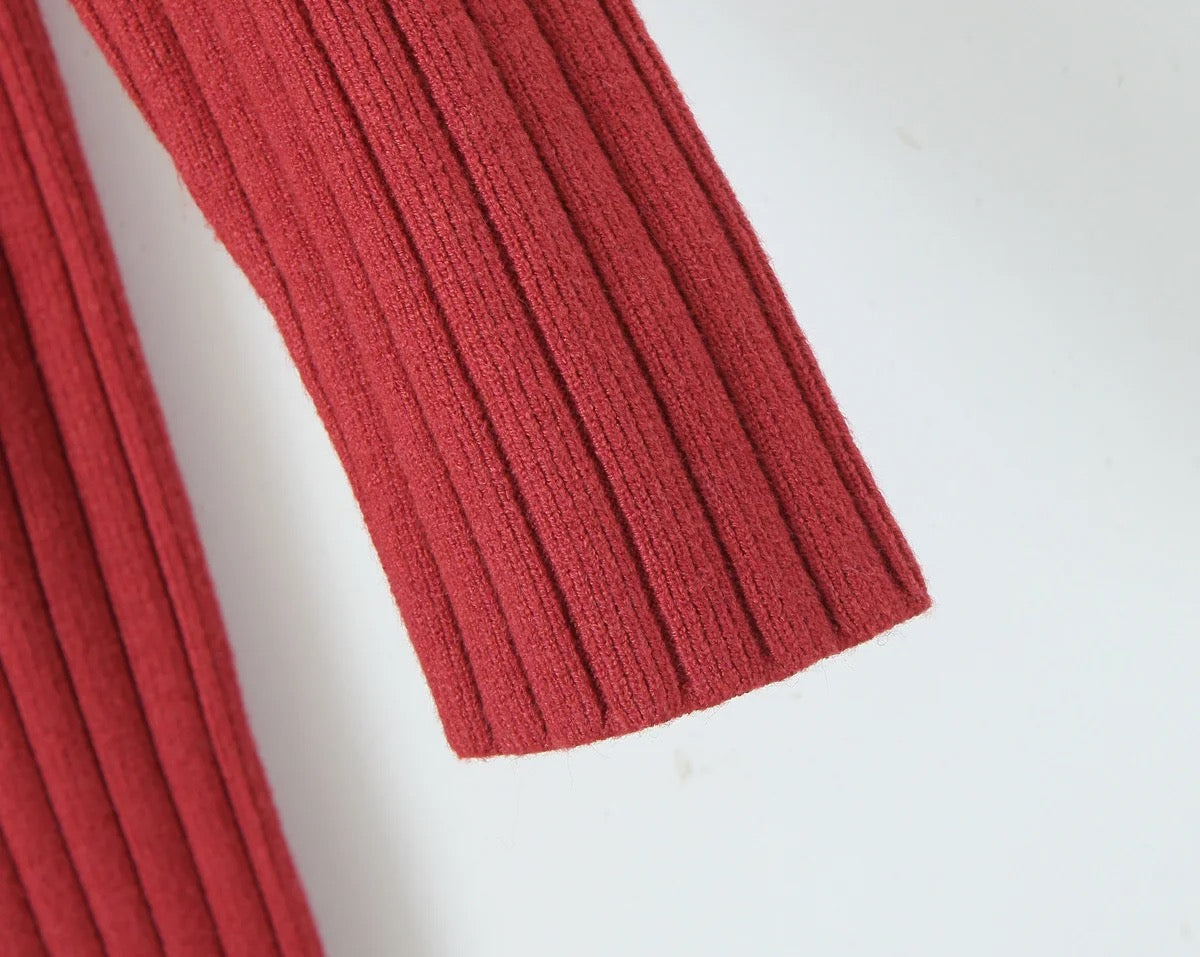 Robe pull à manches longues.