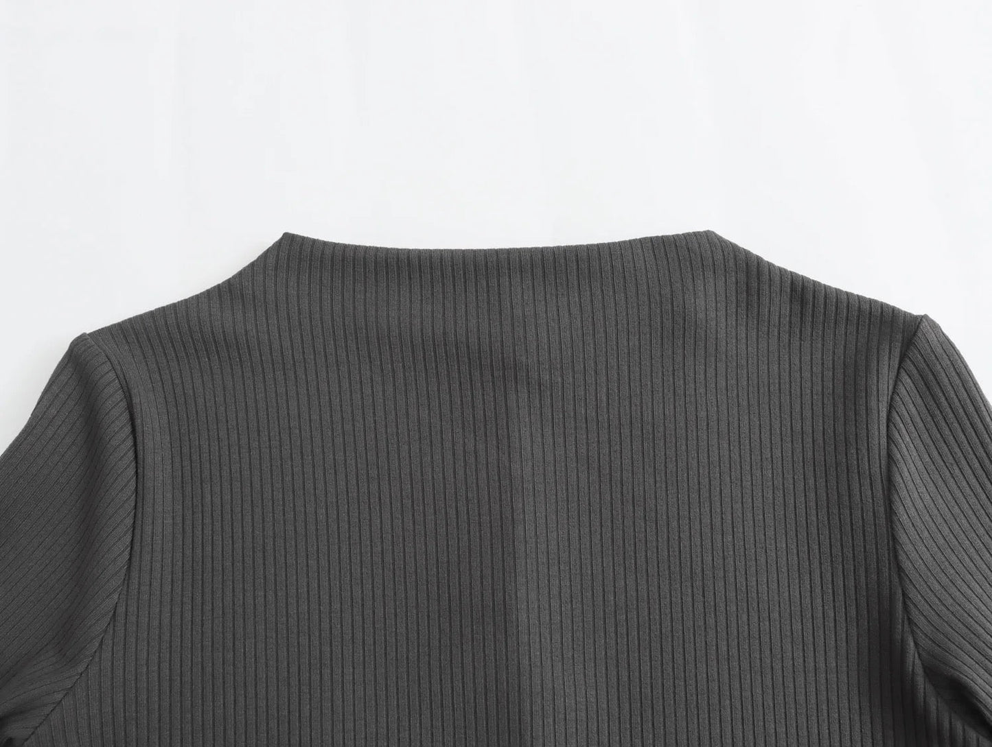 Robe manche courte.